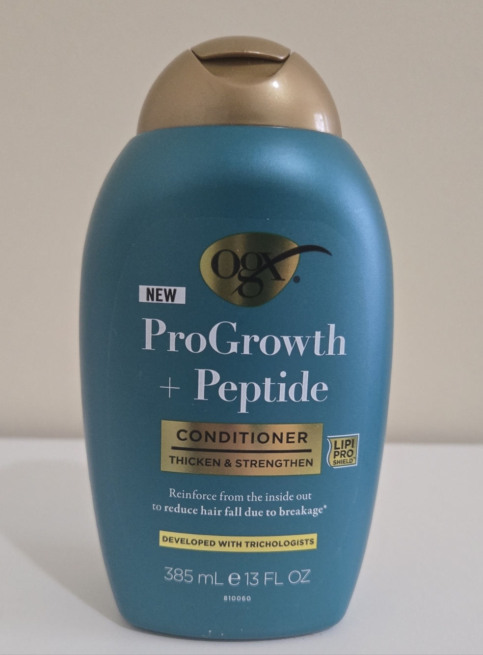 New OGX ProGrowth + Peptide Conditioner 13oz - Teal & Gold Bottle